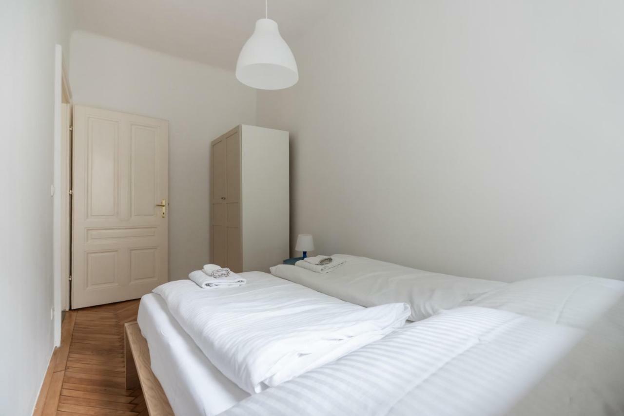 Universum Apartment 2 Viena Exterior foto